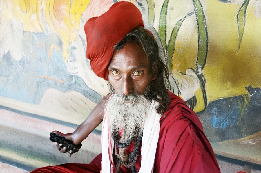 Brahmaputra Taster Sadhu at Silghat 03