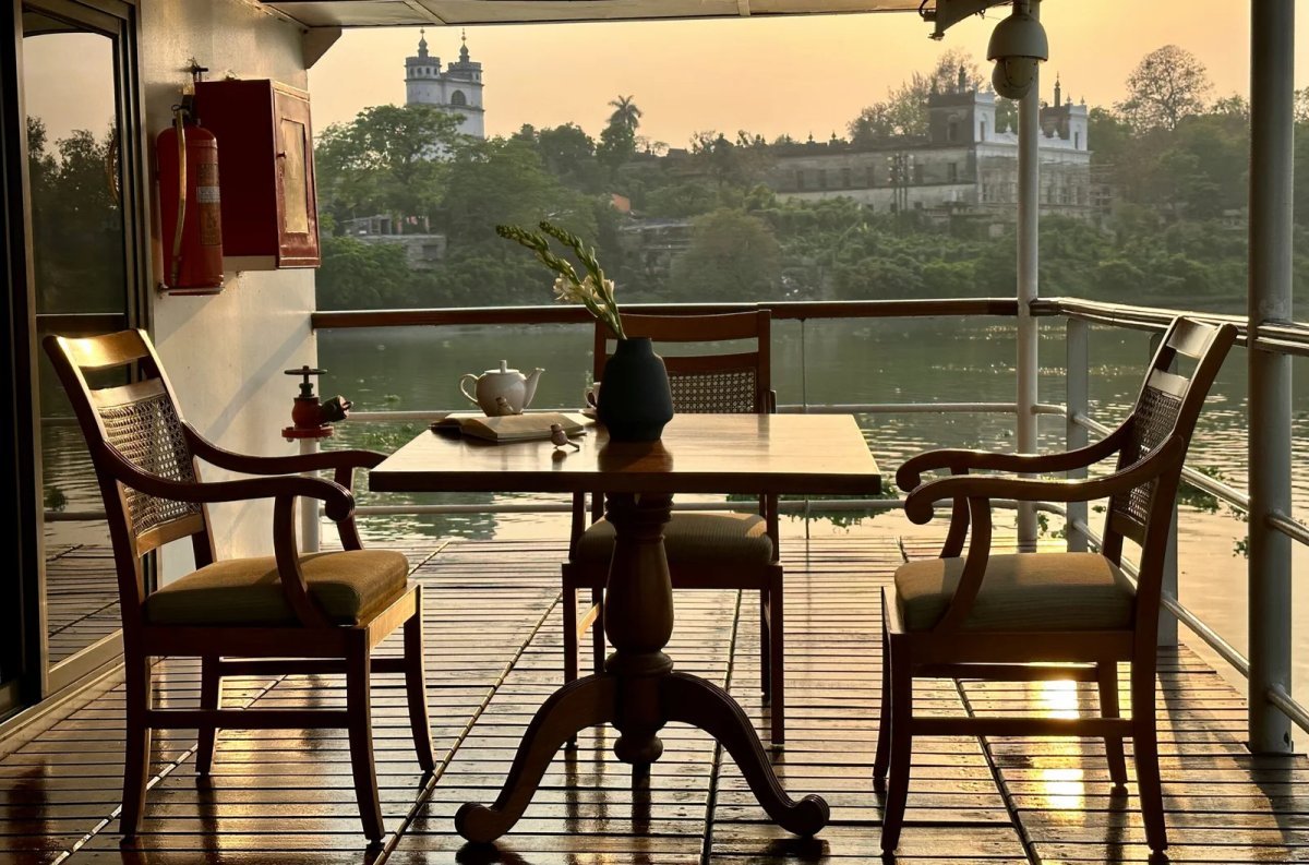 The Art of Dining on an Indian River Cruise: A Luxury Culinary Journey