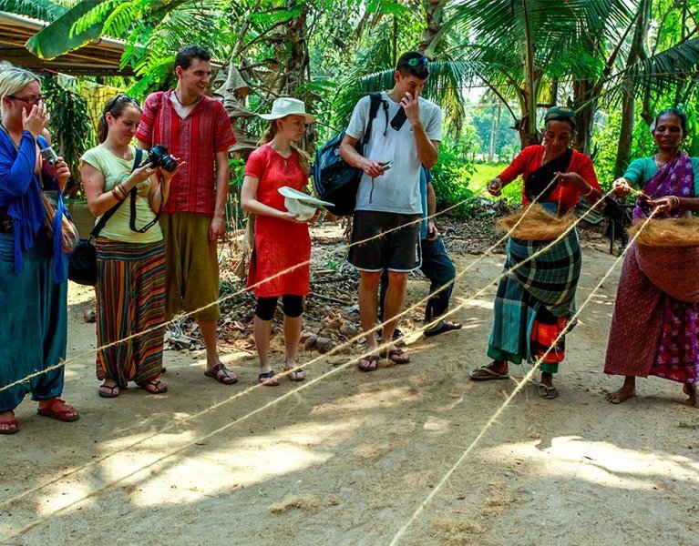 What to Pack for a Luxury River Cruise in India: Essentials for Comfort & Style